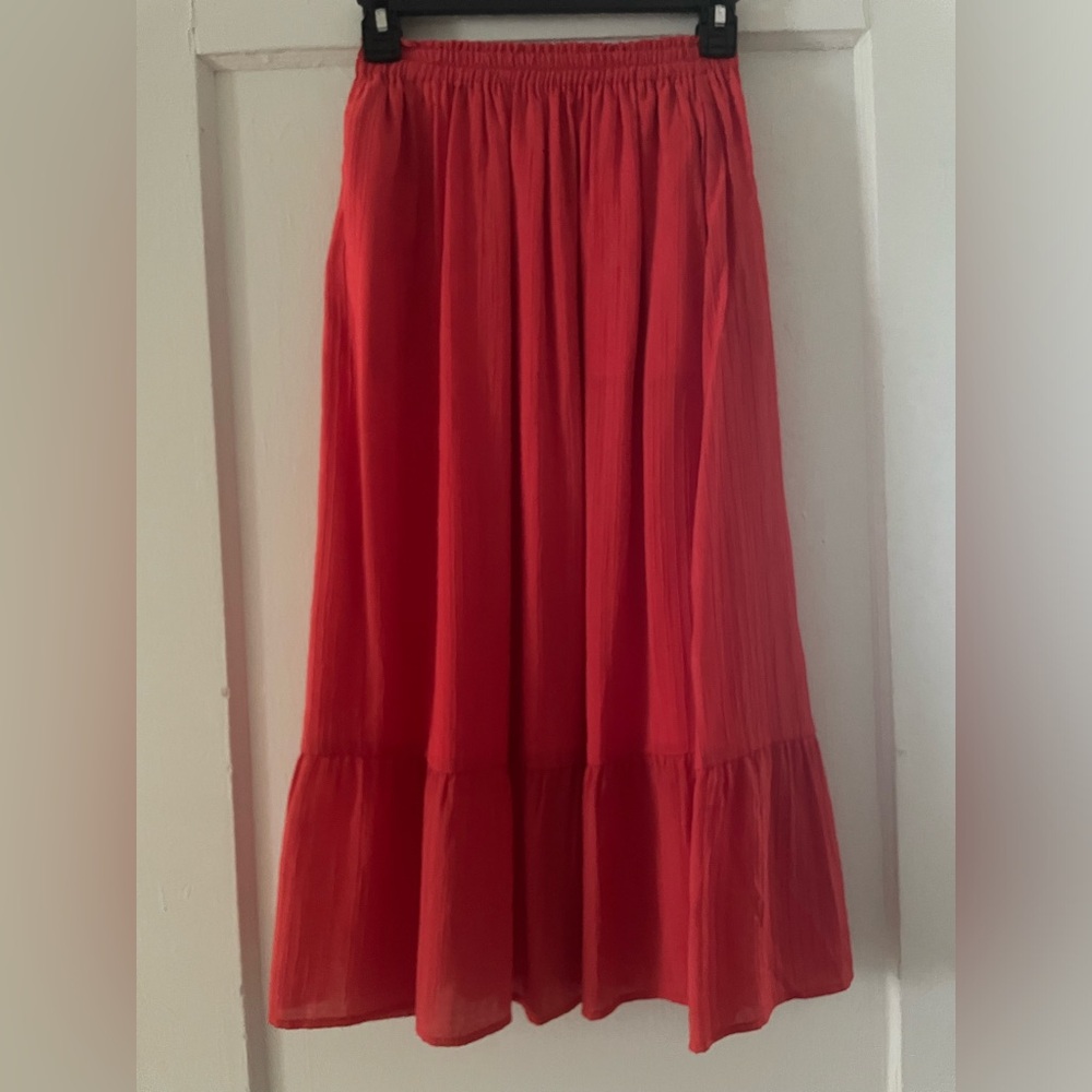 NWOT MIDI Skirt